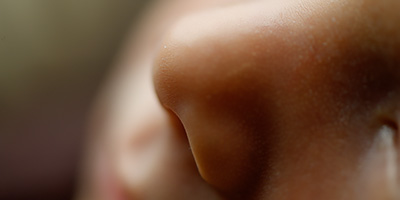 鼻部皮膚温度を用いた超重症児の快状態の推定に関する研究