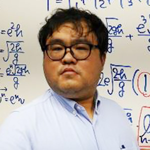 京都明徳高等学校 教諭 田上 智之